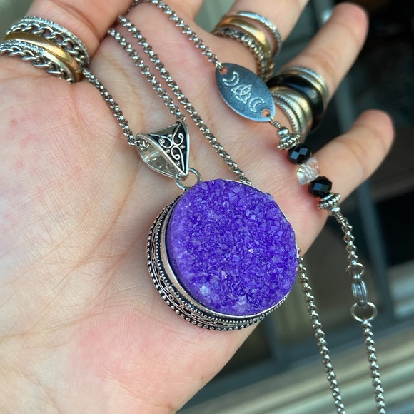 925 Sterling silver purple druzy gemstone necklace - Picture 5 of 8